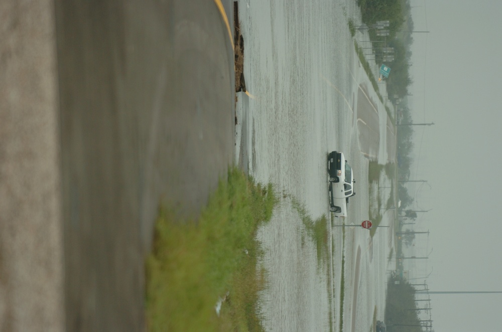 Soldiers Assist with Hurricane Ike