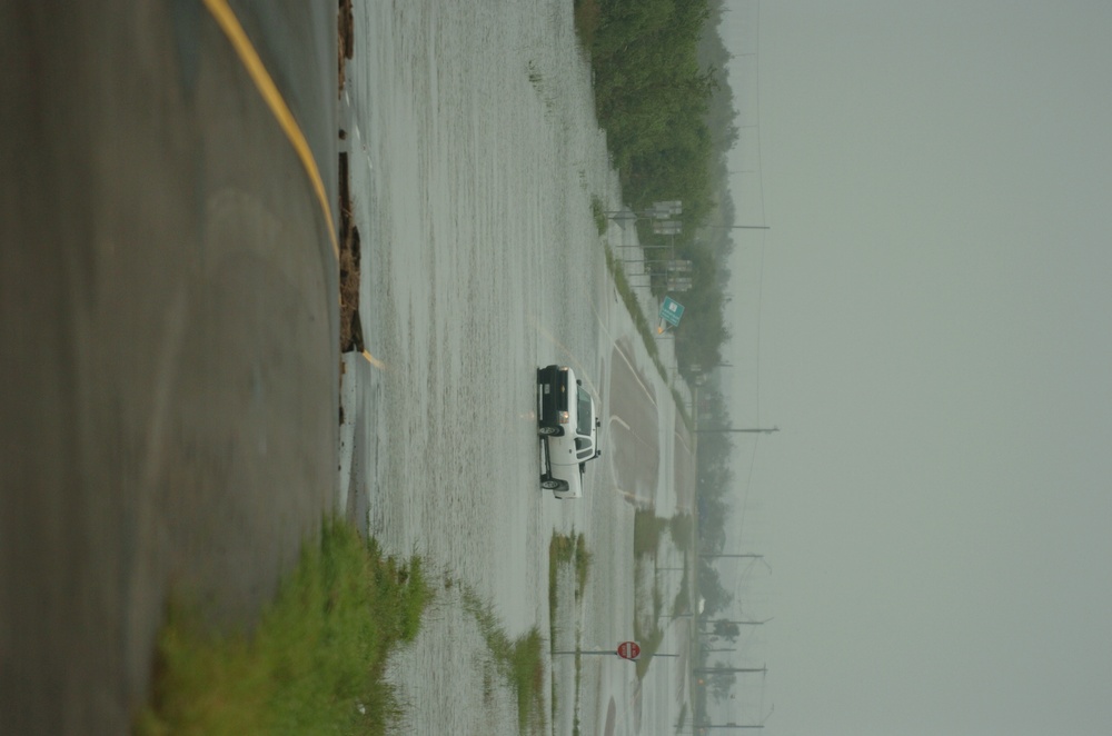 Soldiers Assist with Hurricane Ike