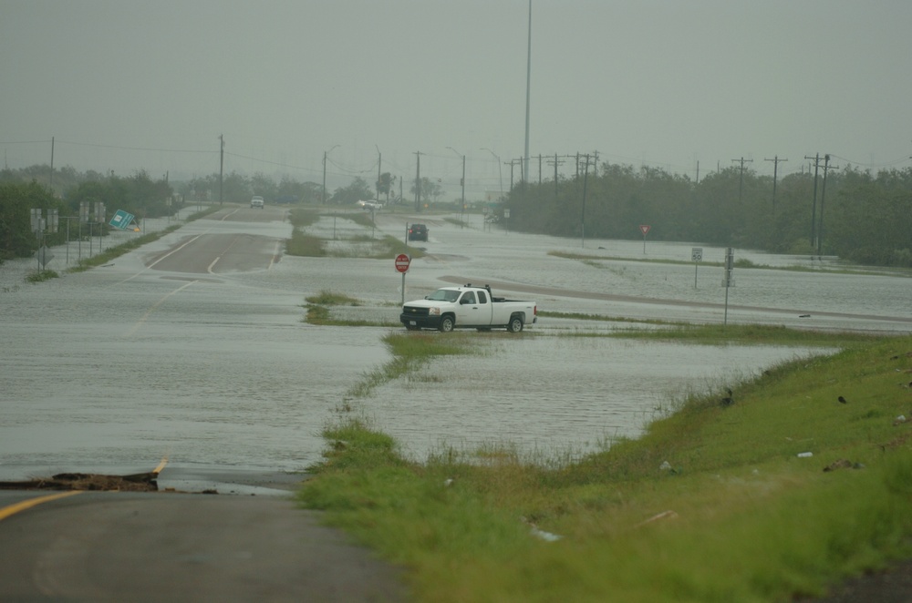 Soldiers Assist with Hurricane Ike