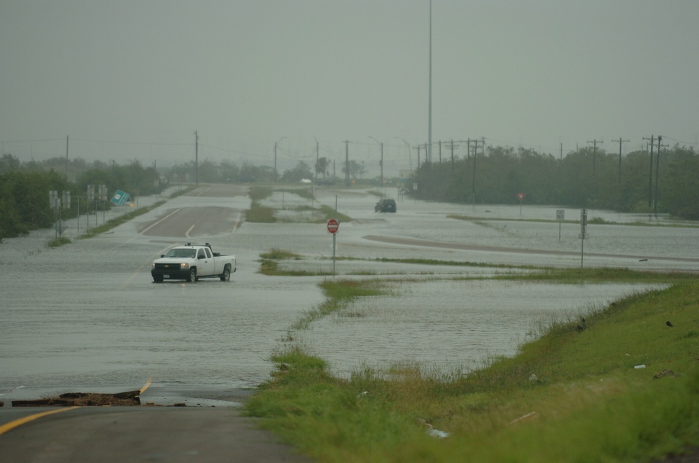Soldiers Assist with Hurricane Ike