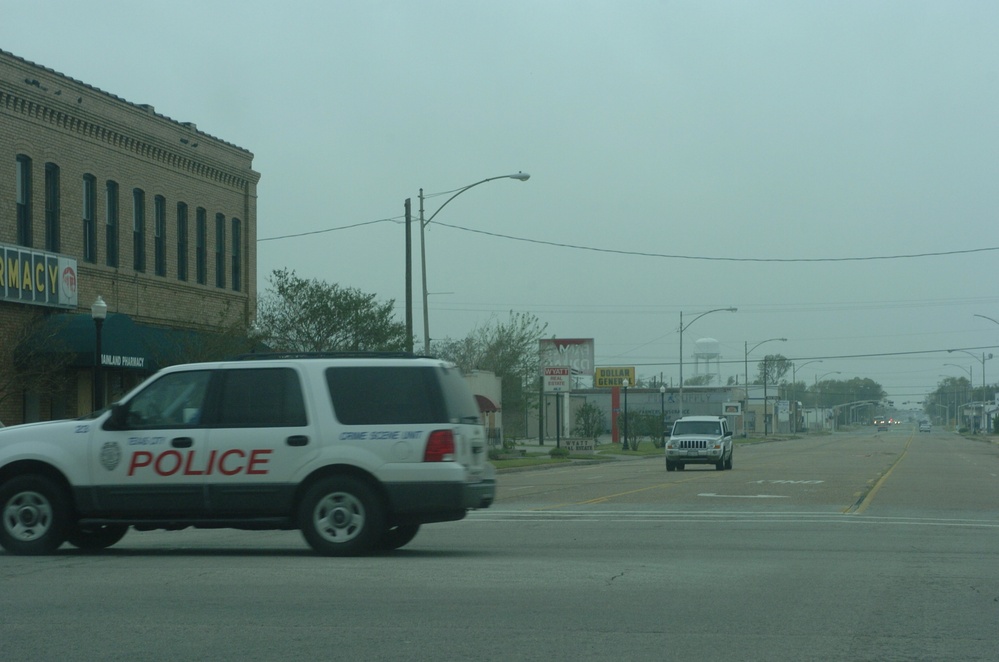 Soldiers Assist with Hurricane Ike