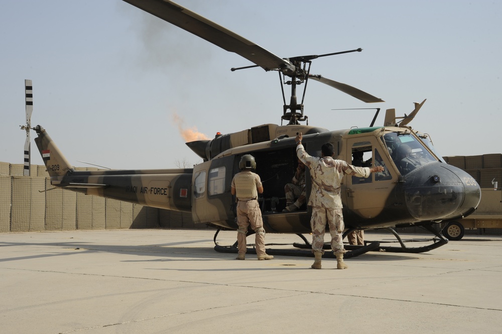 U.S. &amp;amp; Iraqi Air Forces Take Flight