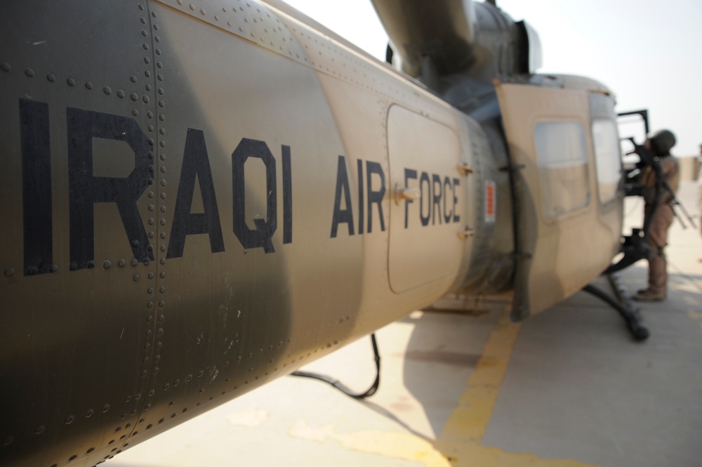U.S. &amp;amp; Iraqi Air Forces Take Flight