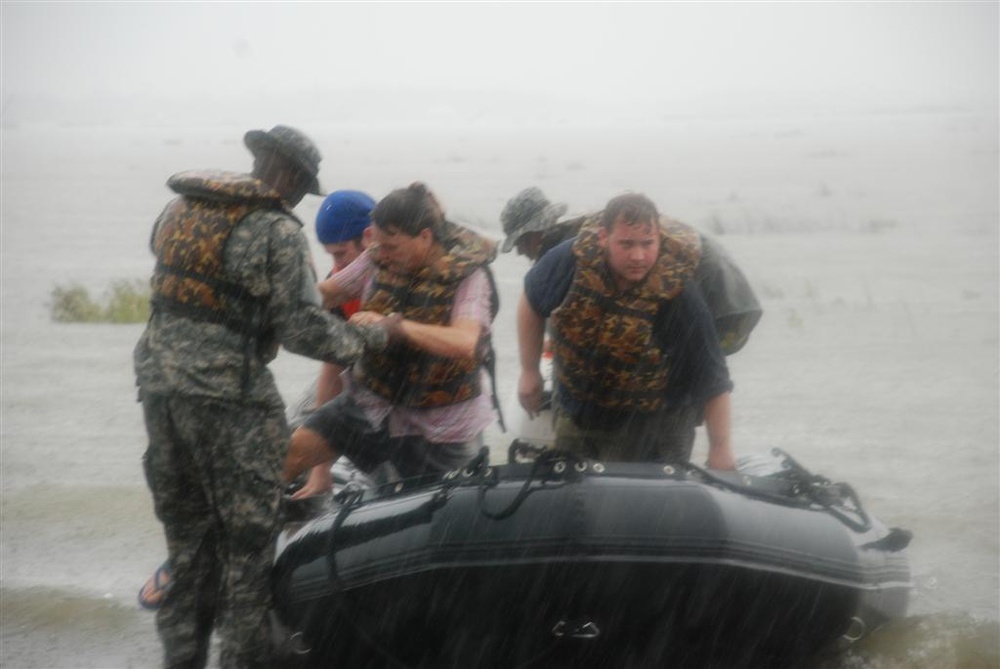 Guard hauls nearly 2,500 to safe havens
