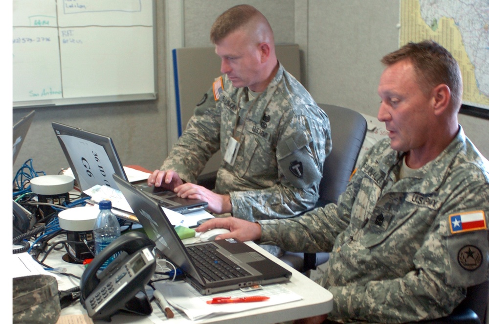Soldiers Help Hurricane Ike Victims