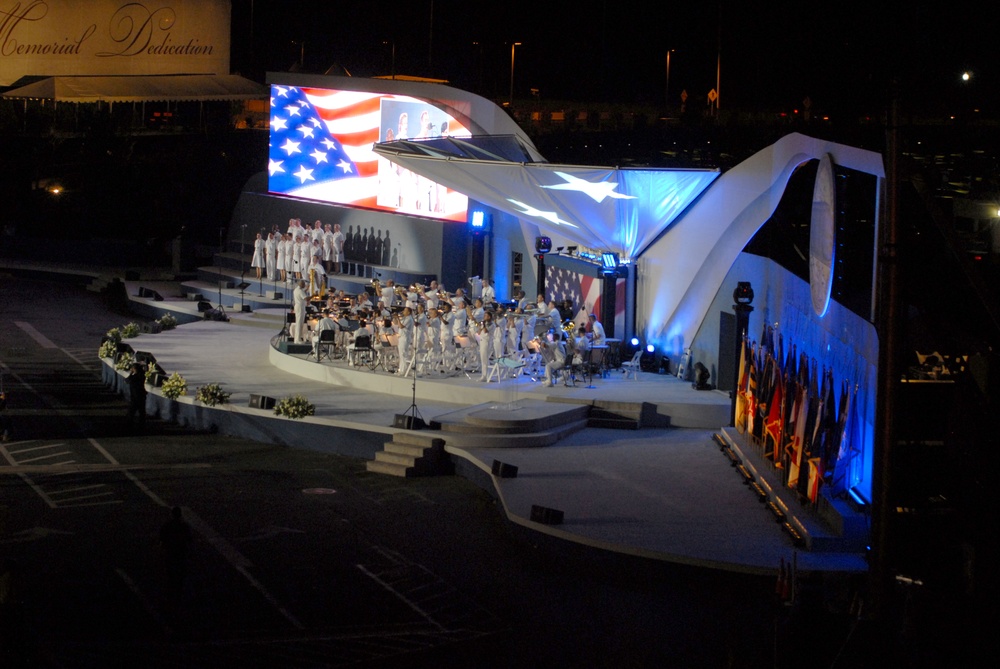 Navy Band, Sea Chanters chorus perform at Pentagon Memorial Ceremony