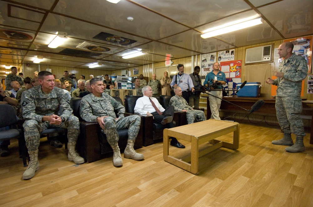 Secretary of Defense Gates visits Bagram, RC-East