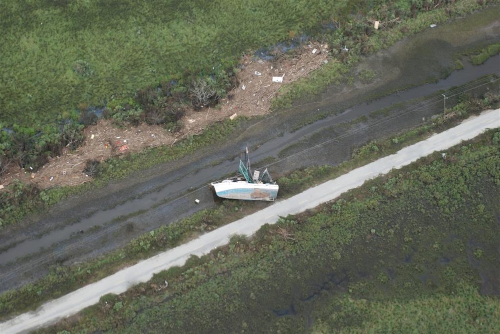 Southwest Louisiana still underwater, Soldiers help citizens at shelters