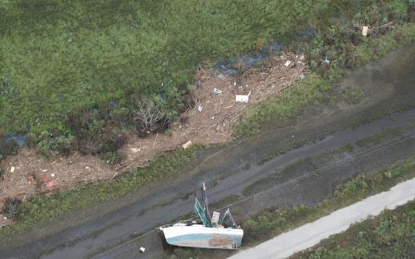 Southwest Louisiana still underwater, Soldiers help citizens at shelters