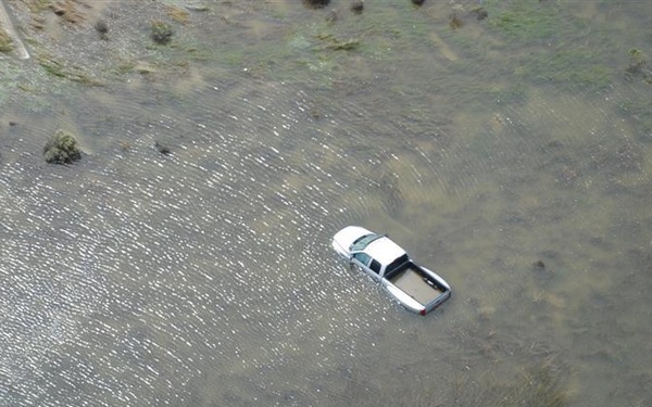 Southwest Louisiana still underwater, Soldiers help citizens at shelters