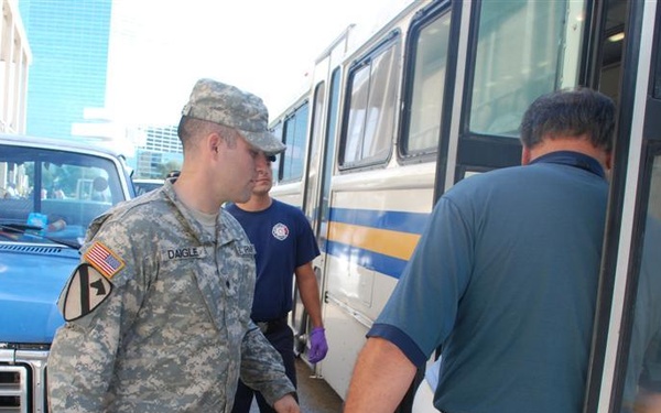 Southwest Louisiana still underwater, Soldiers help citizens at shelters
