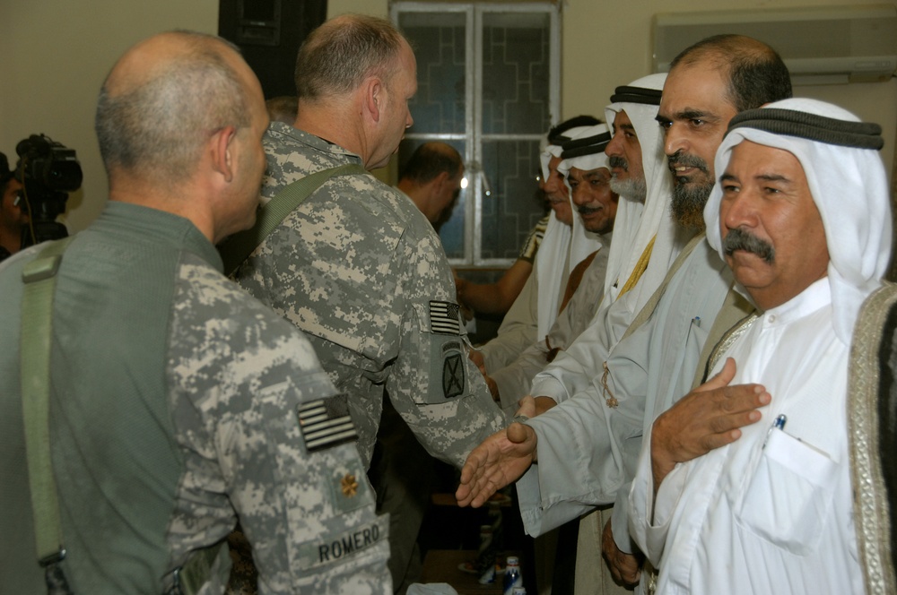 U.S. Soldiers Enjoy Ramadan Dinner