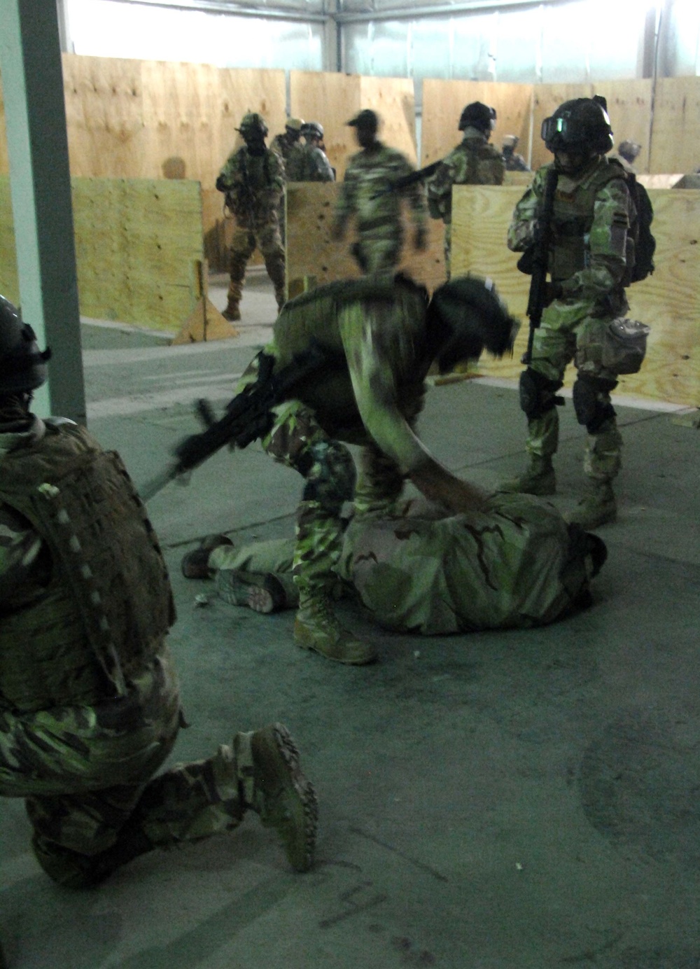 Iraqi Special Operations Demonstrate Abilities