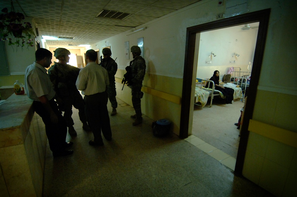 Reconstruction Team Visits Abu Ghraib Hospital