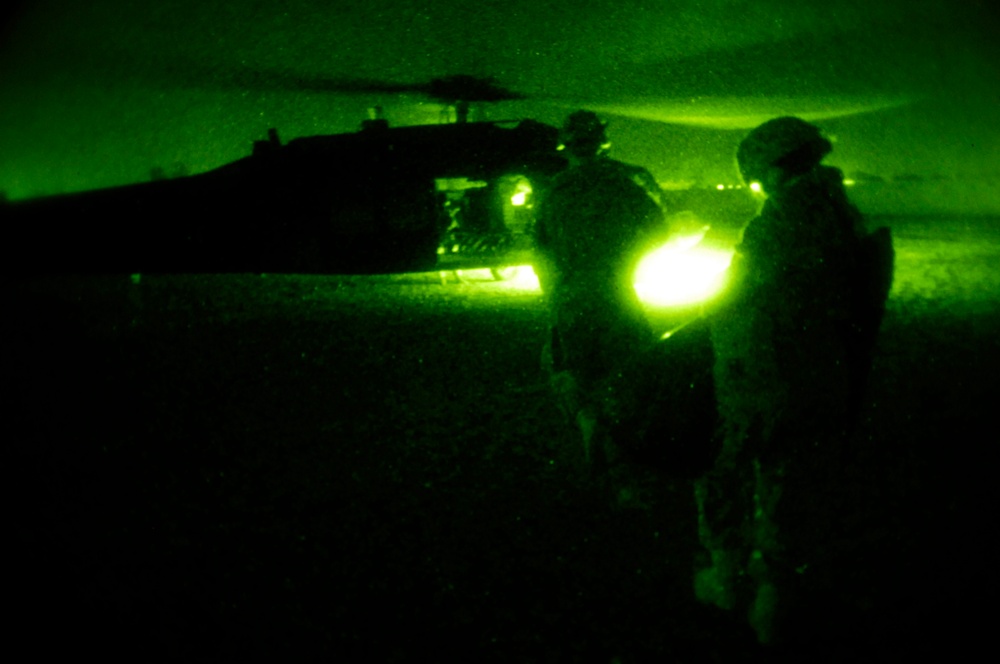 Informational Leaflet Drop in Baghdad