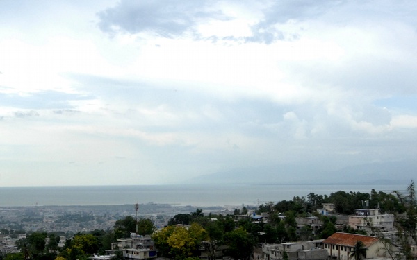 USS Kearsarge Crew, USAID collaborate with United Nations, World Health Organization on disaster relief efforts in Haiti