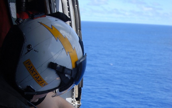 Simulated survivor rescue training aboard USS George Washington