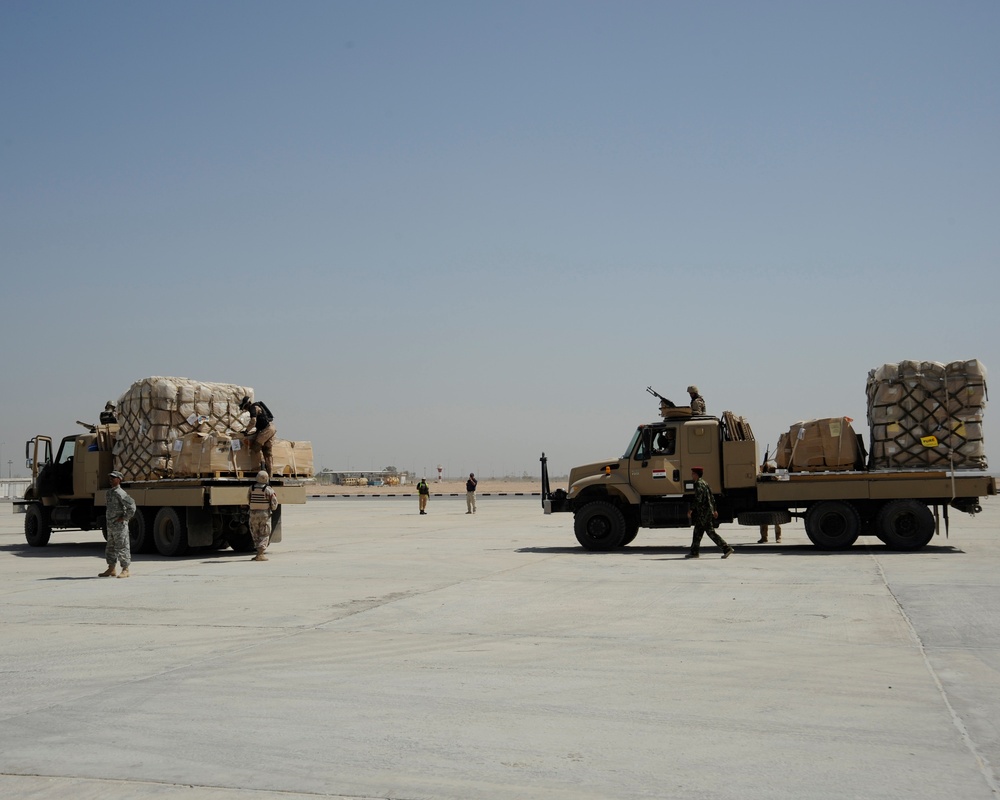 First Iraqi Air Force Supported Humanitarian Airlift Mission To Najaf