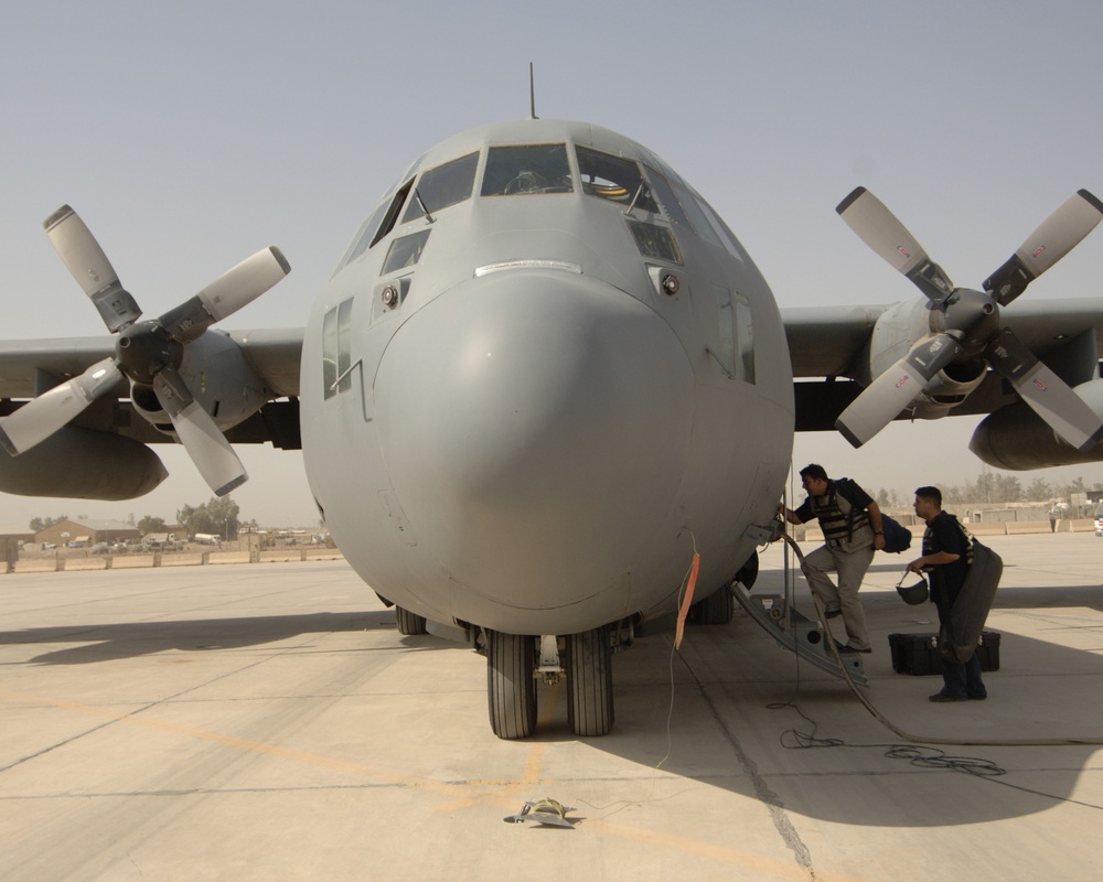 First Iraqi Air Force Supported Humanitarian Airlift Mission To Najaf