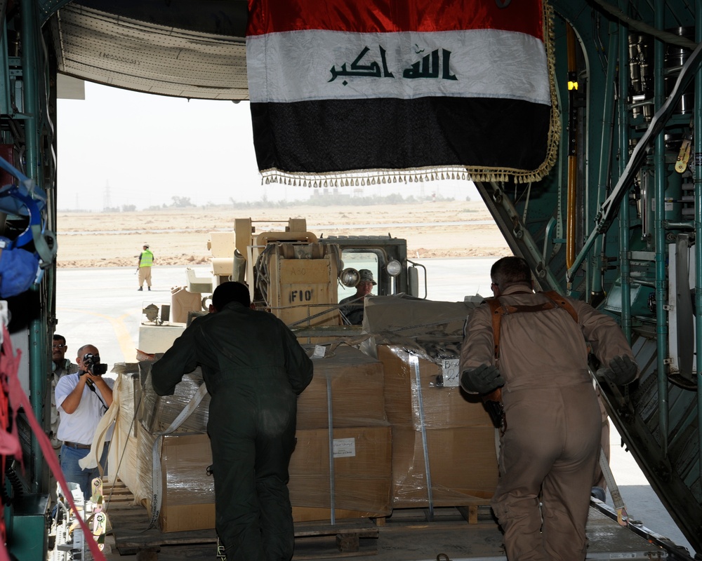 First Iraqi Air Force Supported Humanitarian Airlift Mission To Najaf