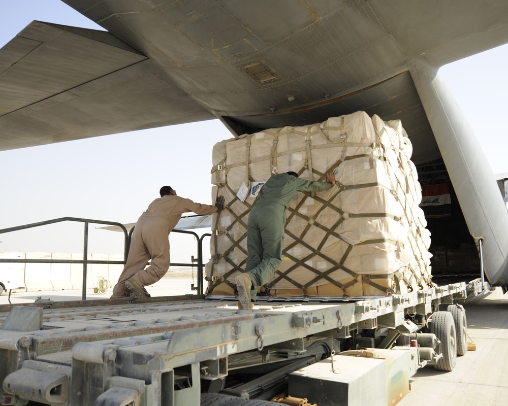 First Iraqi Air Force Supported Humanitarian Airlift Mission To Najaf