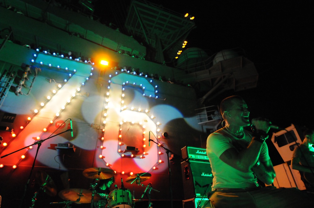 Scott Stapp performs on USS Ronald Reagan