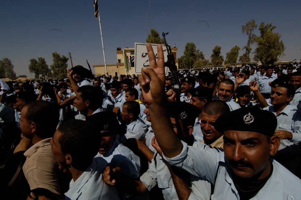 Kirkuk Police Academy Graduates 3,000