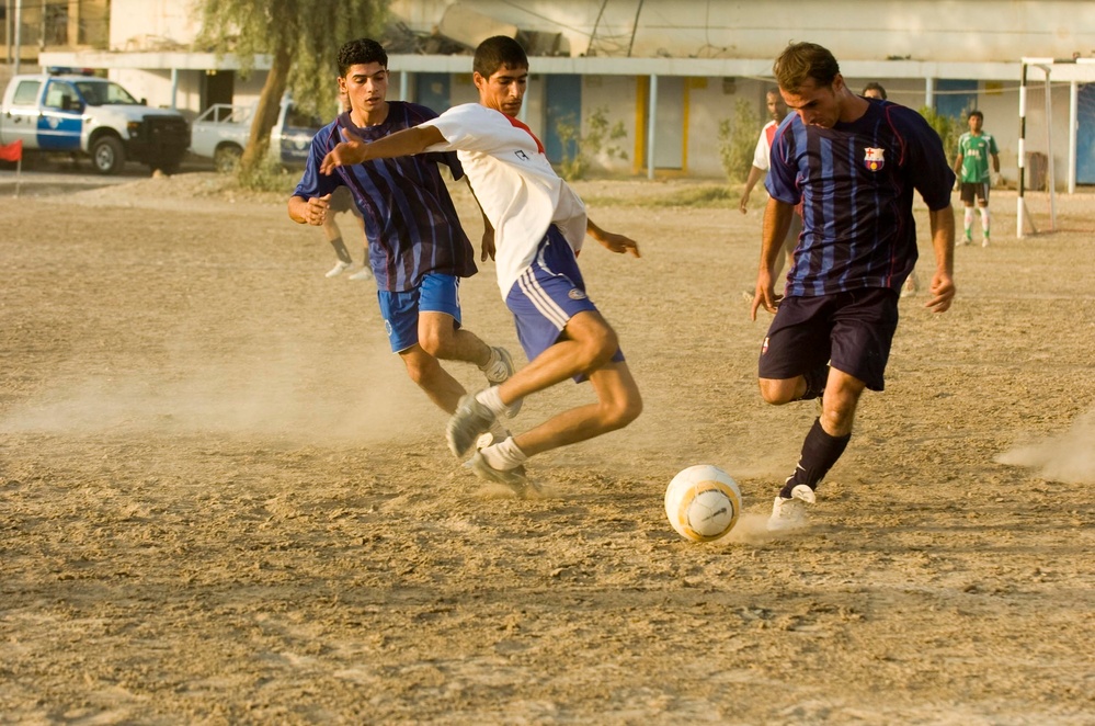 Kut Iraqi Police continue soccer outreach