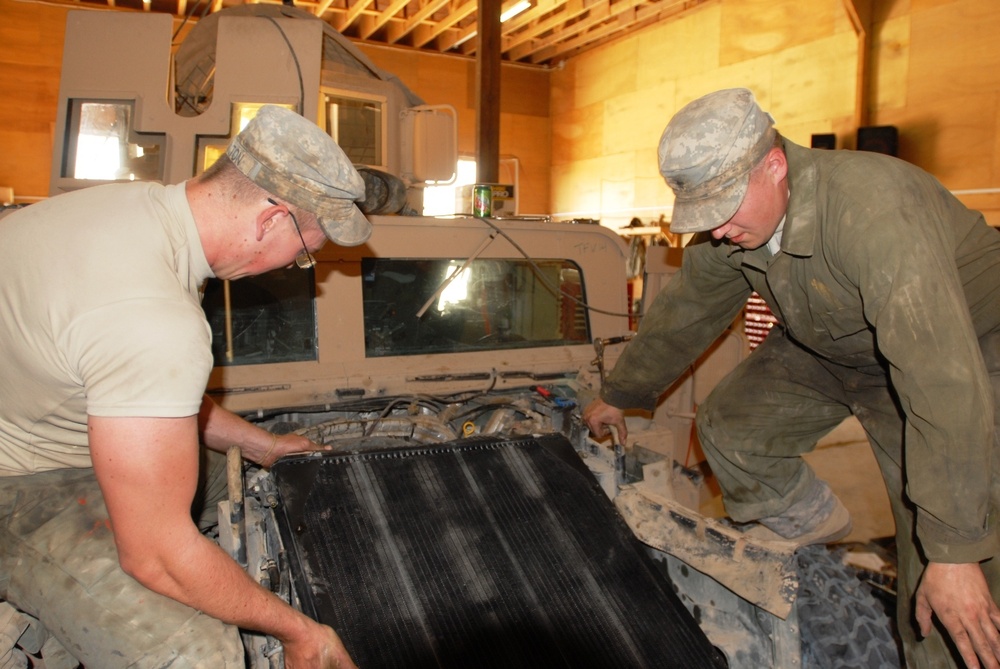 Division Special Troops Battalion mechanics destroy vehicle problems