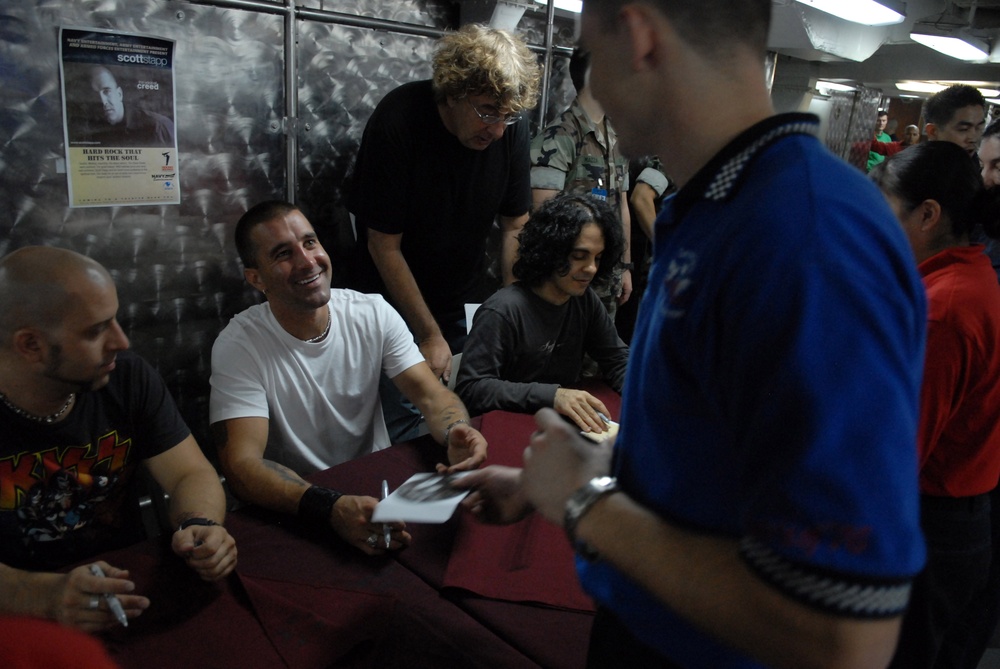 Scott Stapp Performs on USS Ronald Reagan