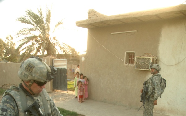Humanitarian mission in Mahmudiyah