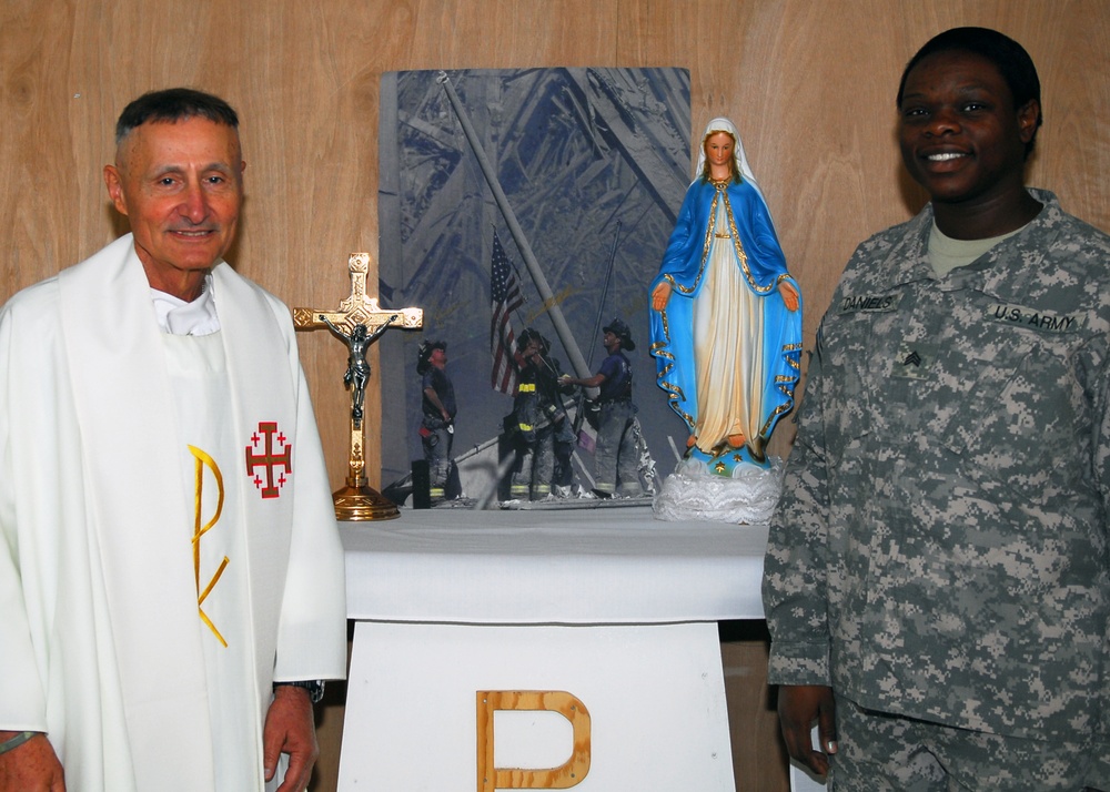 1st AD chaplain continues mission after IED attack