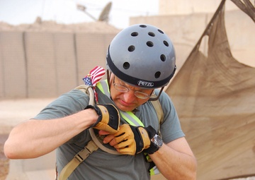 32 Soldiers participate in Honolulu Century Ride in Iraq