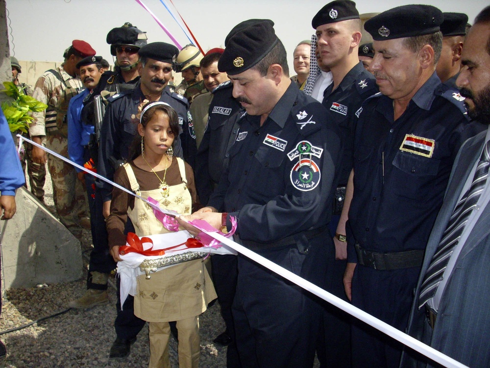 Al Mustafa Expedient Local Police Station opens