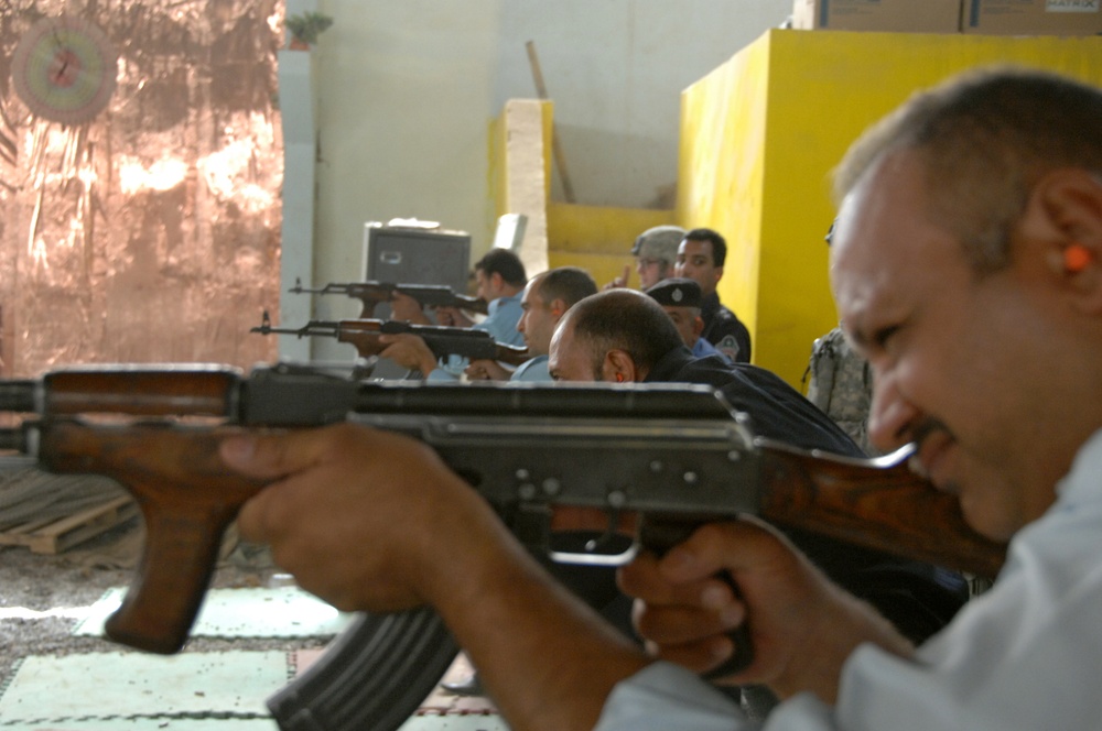 Iraqi Police Leaders Course