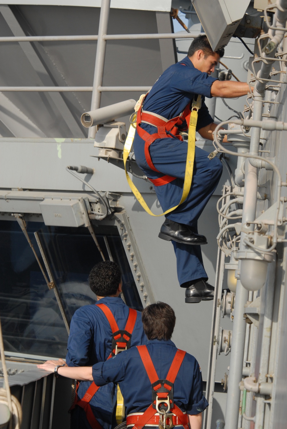 Supply drop for USS Ronald Reagan