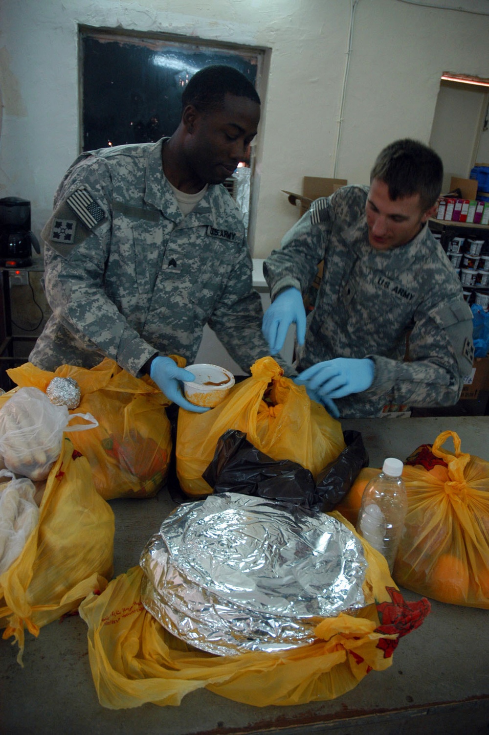 Detainees treated to traditional Eid Al-Fitr feast