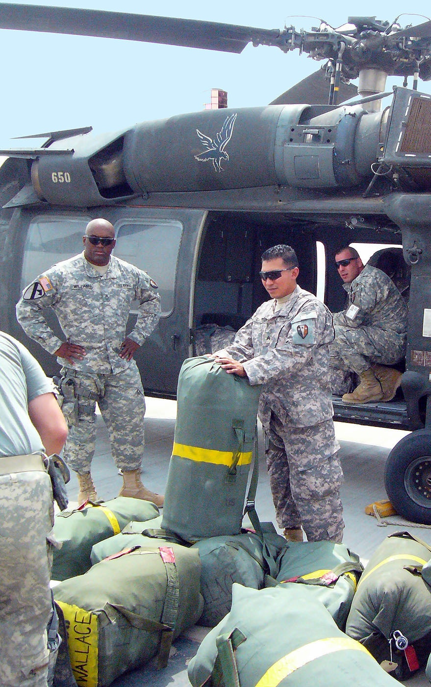 Deployed New Jersey Aviators Partner for Airlifting 'Jersey Blues' Into Iraq