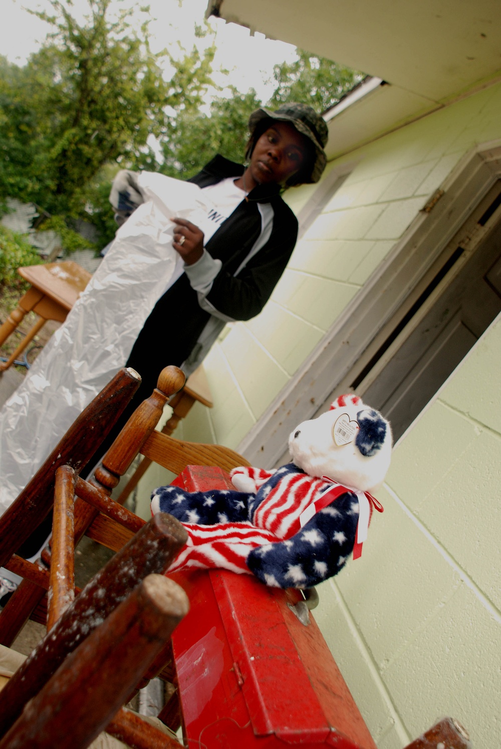 81st RSC volunteers for Columbia community