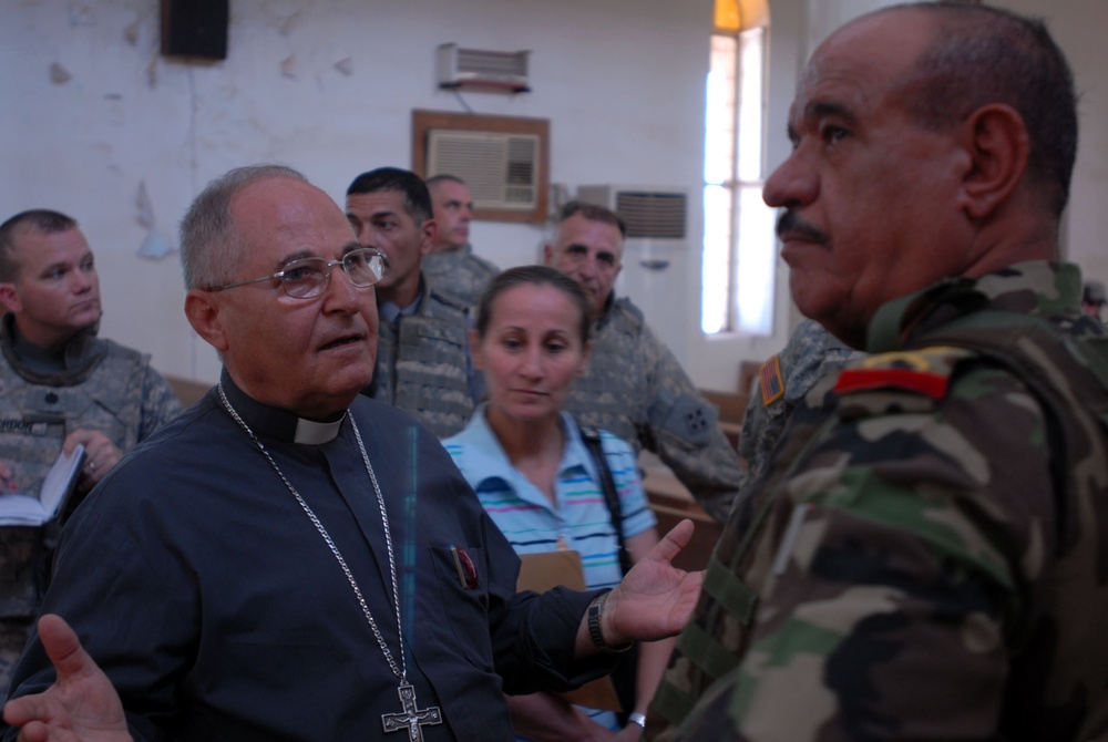 MND-B Leaders, ISF visit Rashid churches, meet clergy, tour historical sites