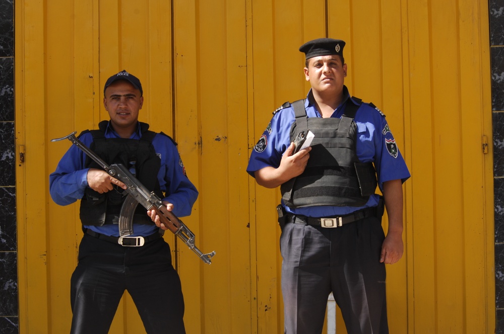 Iraqi National Police Conduct Leaflet Handout