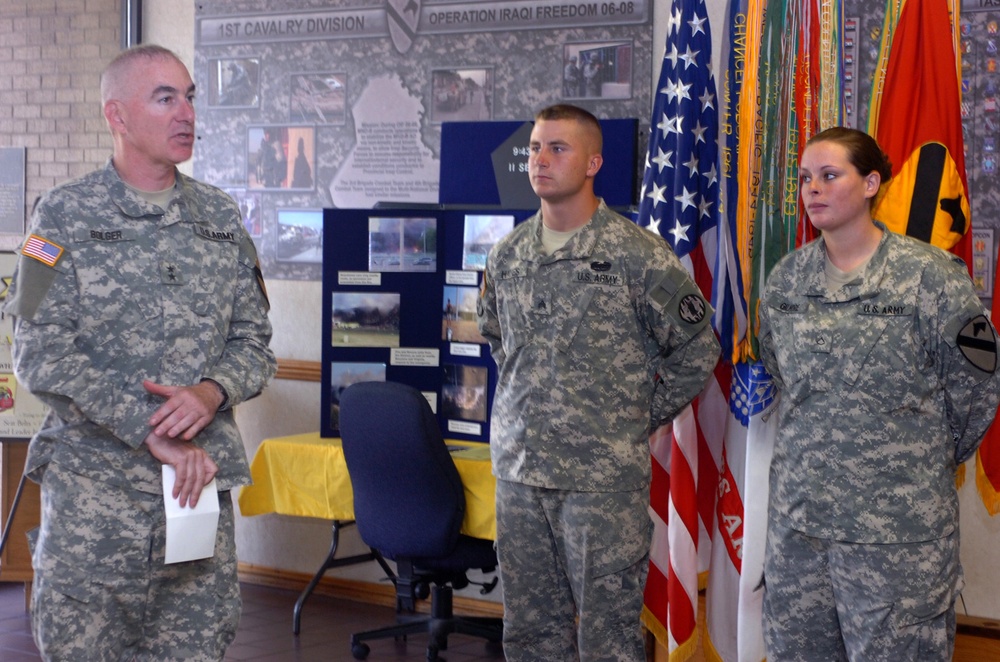 First Team commanding general reenlists Soldiers