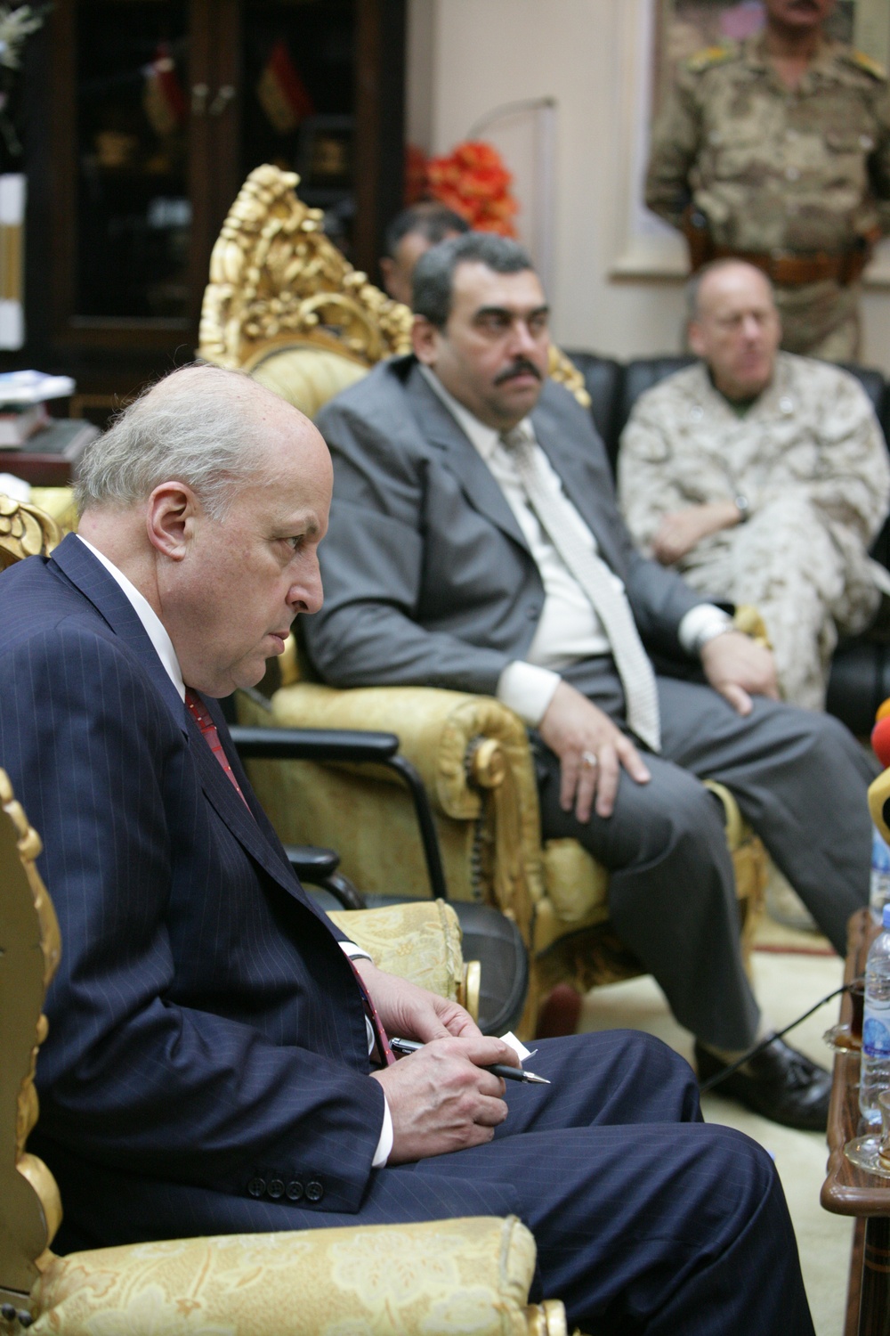 U.S. Deputy Secretary John Negroponte Visits Iraq