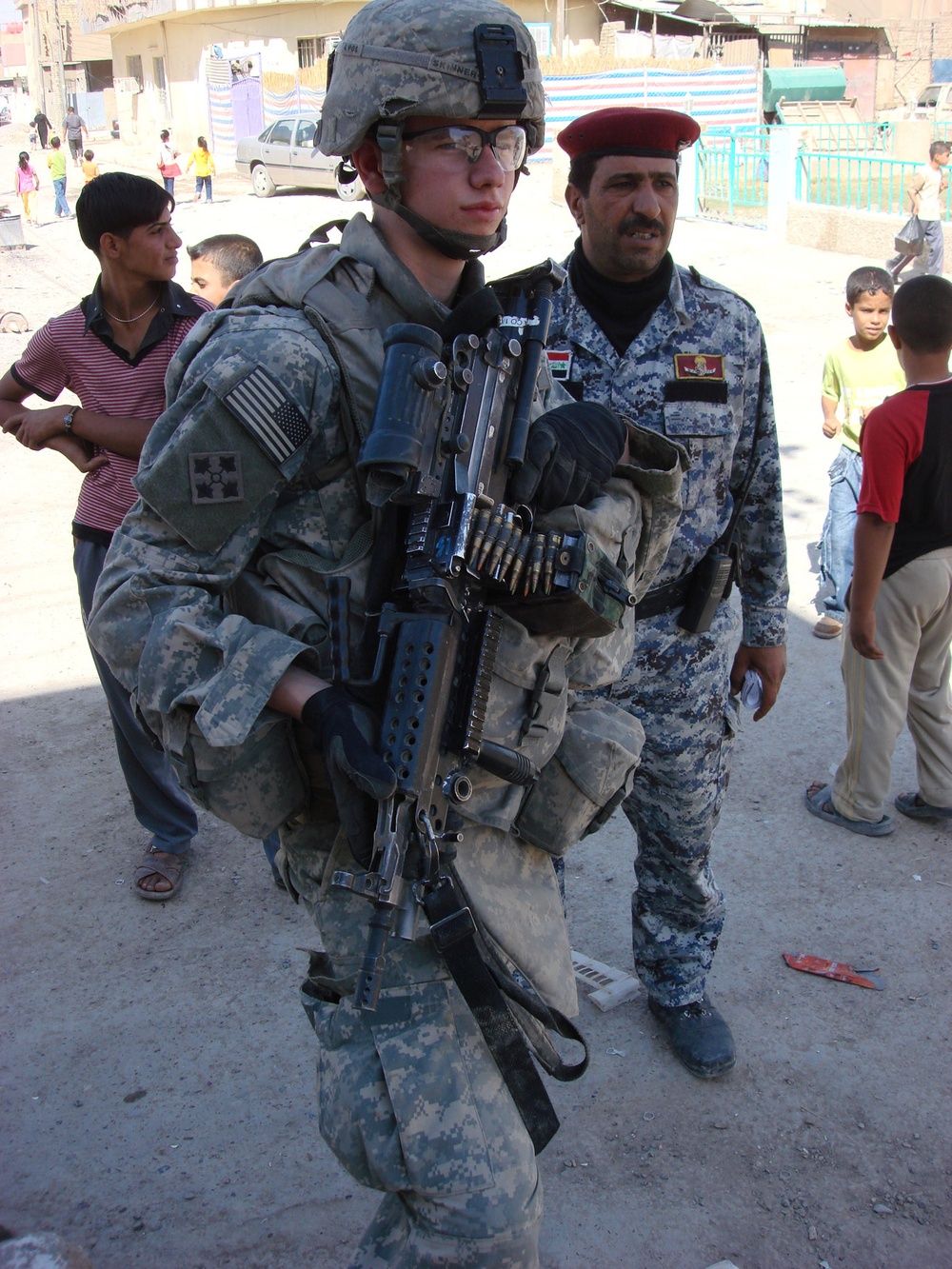 MND-B Soldiers, ISF inform residents of possible returning threats