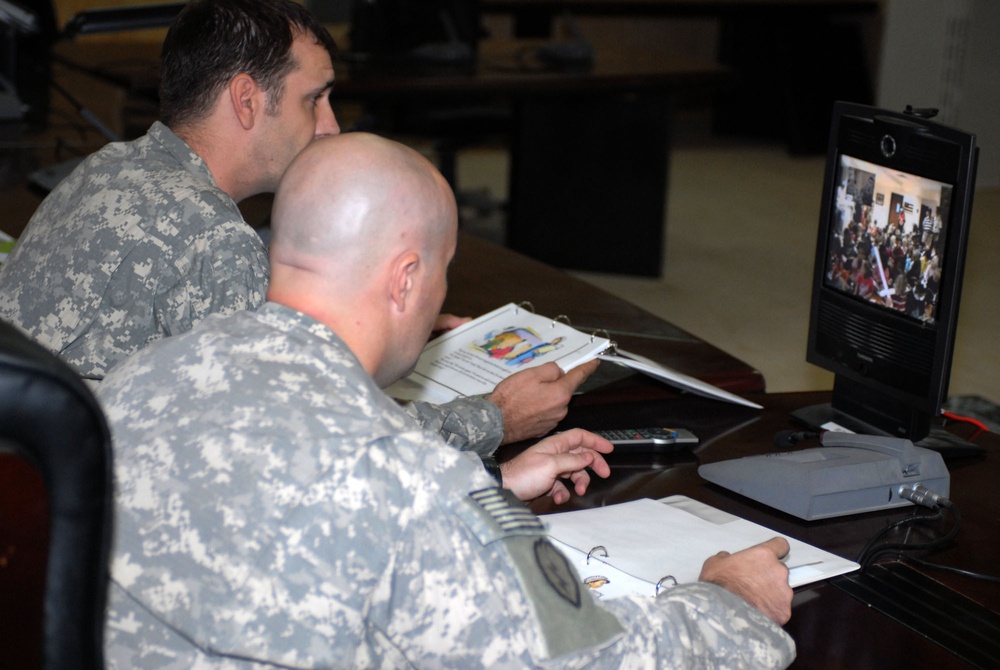 Silver Lions participate in 'Read for the Record'