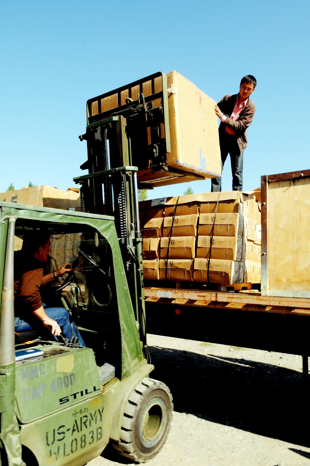 Manas Air Base Provides Aid to Earthquake Victims