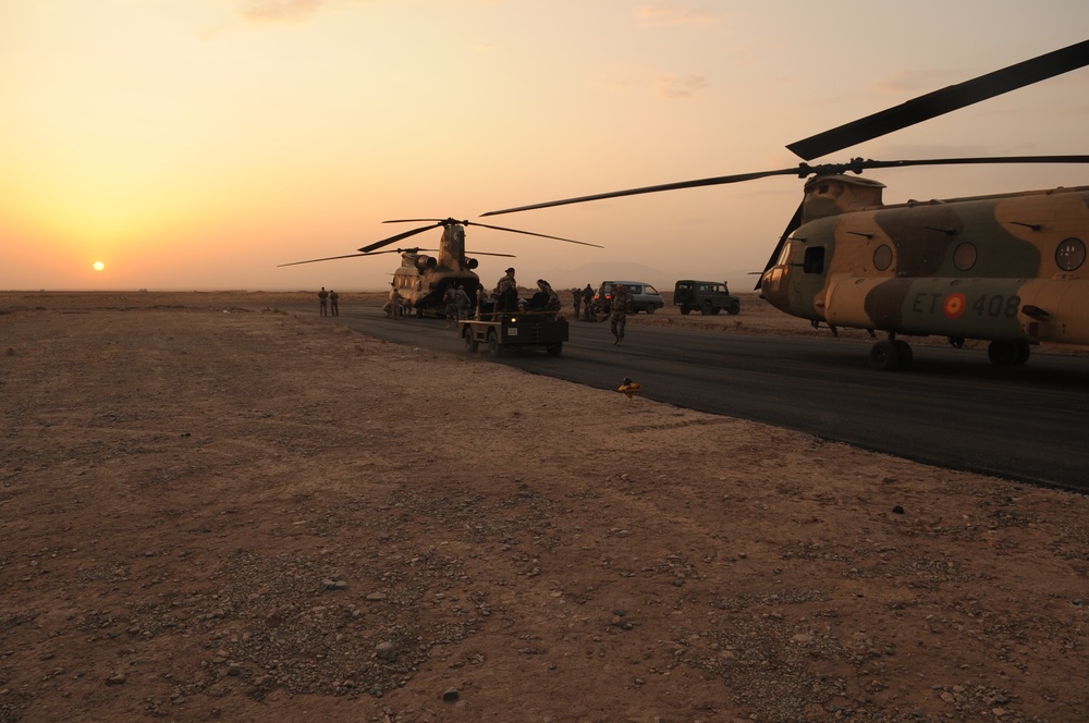 Spanish CH-47 Chinnok-Camp Arena, Afghanistan