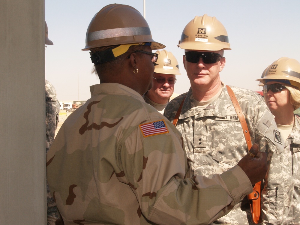 Two Star General Visits Construction Sites