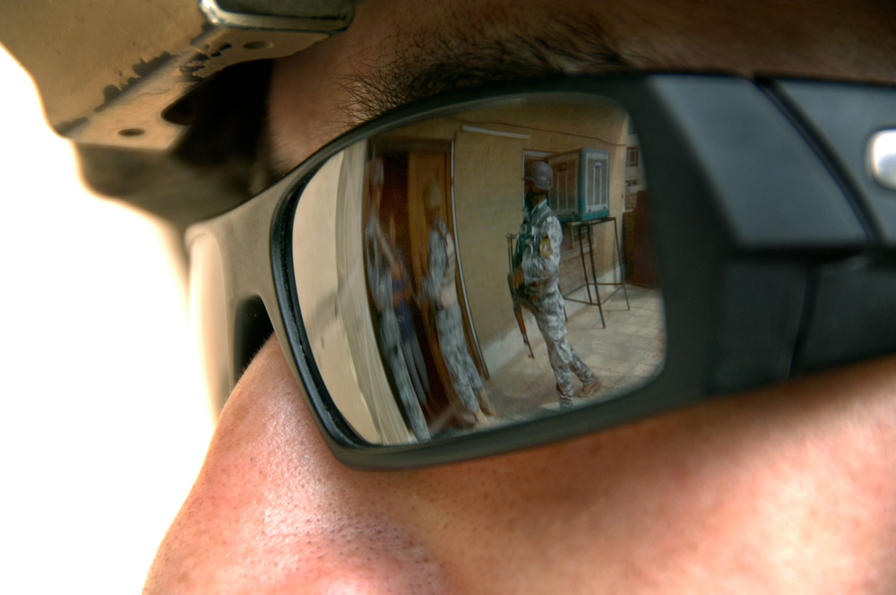 Iraqi National Police Conduct Operation Patriot Enforcement