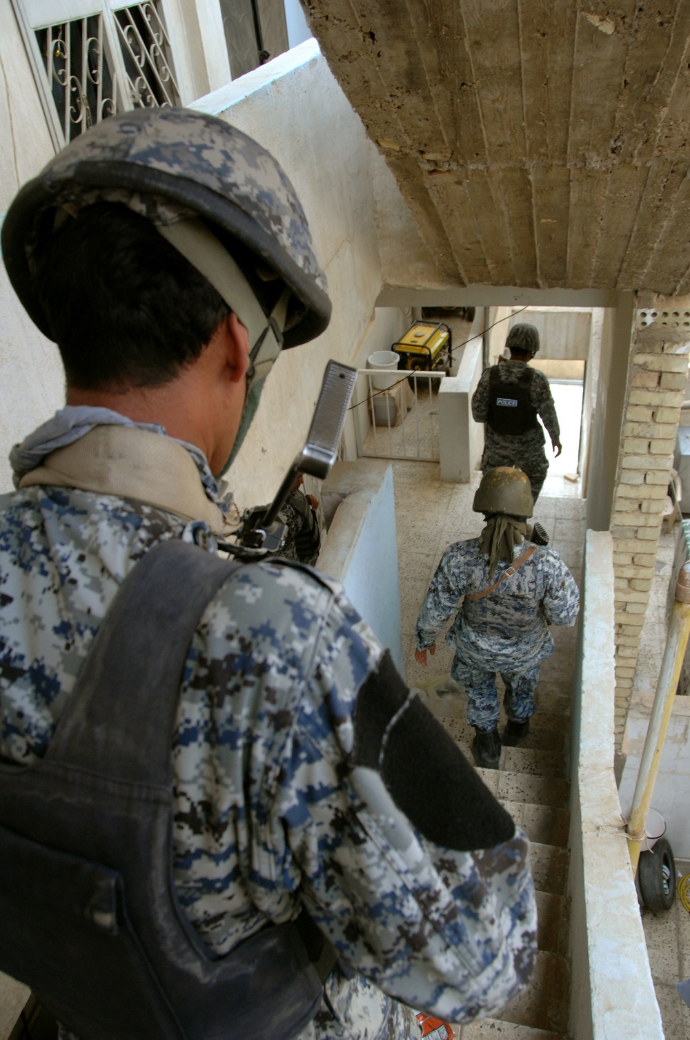 Iraqi National Police Conduct Operation Patriot Enforcement
